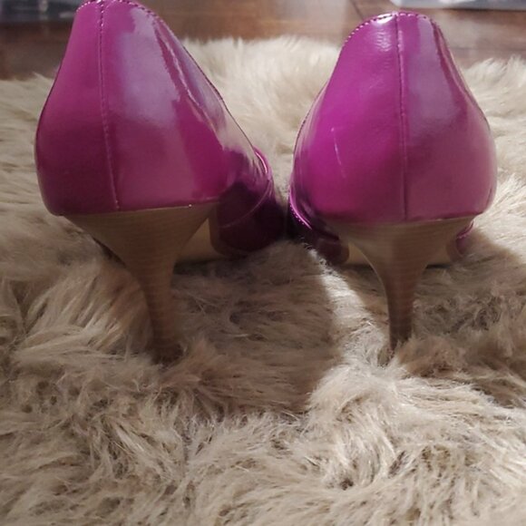 Vintage Y2K Light Purple Leather-Like Patent Heels - Picture 13 of 16